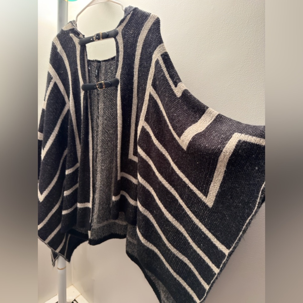 Elan Black and Cream Knit Poncho with hoodie and Buckle details